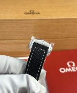 Omega Planet Ocean 600M Best Replica Black Color VS Factory (3)