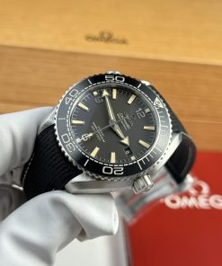 Omega Planet Ocean 600M Best Replica Black Color VS Factory (2)