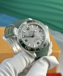 Omega Planet Ocean 600M Gray Dial Bezel Green Ceramic Best Replica VSF (1)