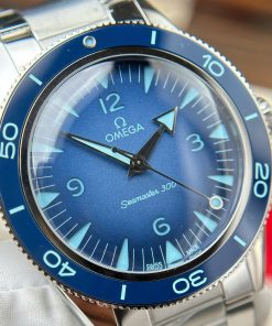Omega Seamaster 300 Co-Axial Master Chronometer Summer Blue Replica Watch VS Factory 41mm (2)