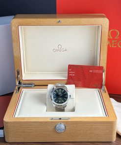 Omega Seamaster Aqua Terra Green Dial Best Replica VS Factory 41mm (1)