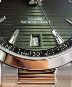 Omega Seamaster Aqua Terra Green Dial Best Replica VS Factory 41mm (1)