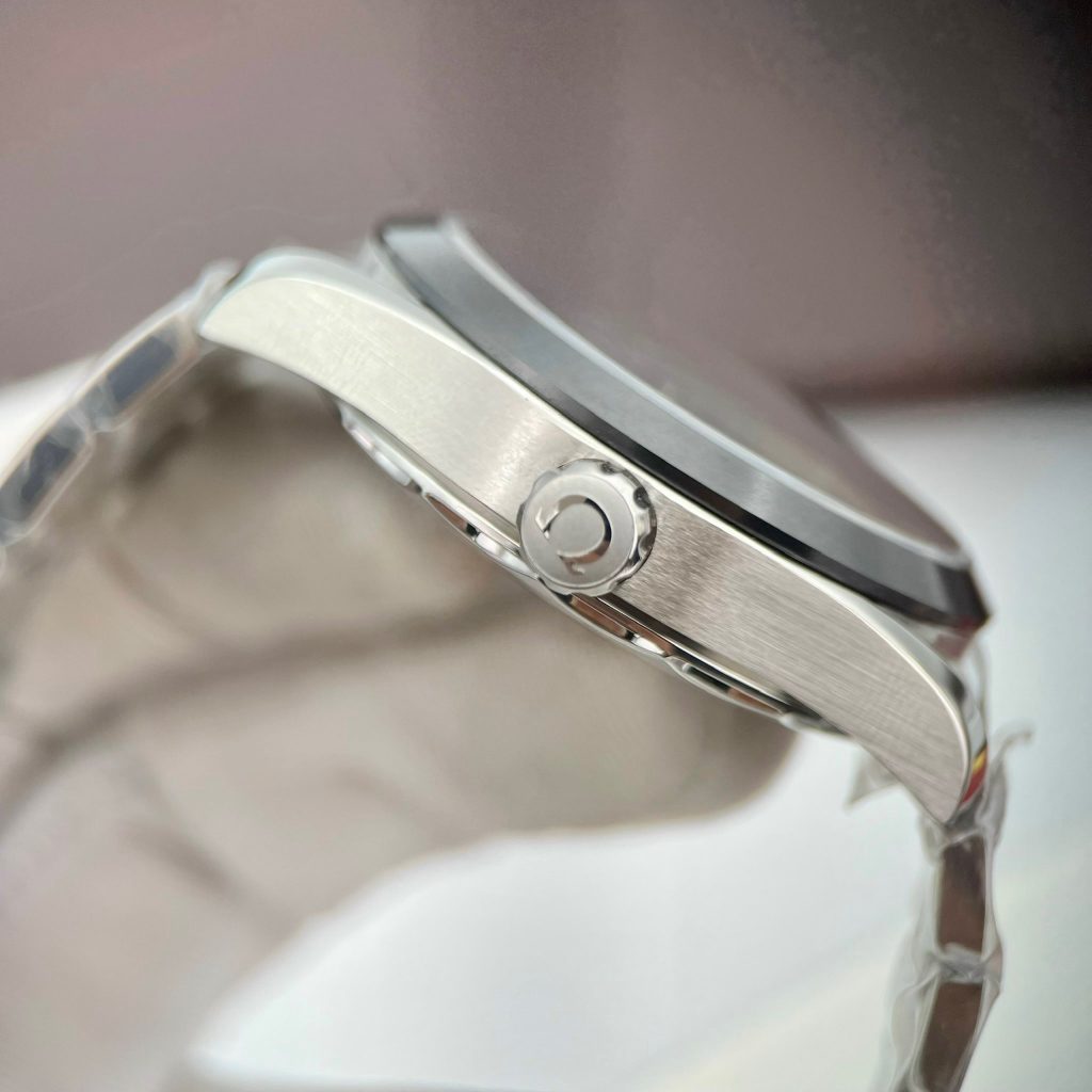 Omega Seamaster Aqua Terra Worldtimer Replica Watches Best Quality 43mm (2)