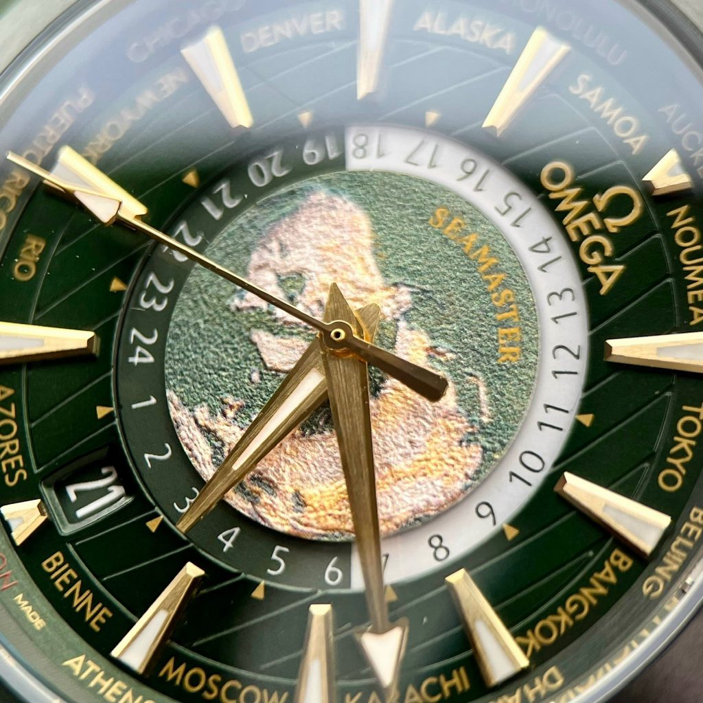 Omega Seamaster Aqua Terra Worldtimer Replica Watches Green 43mm (1)