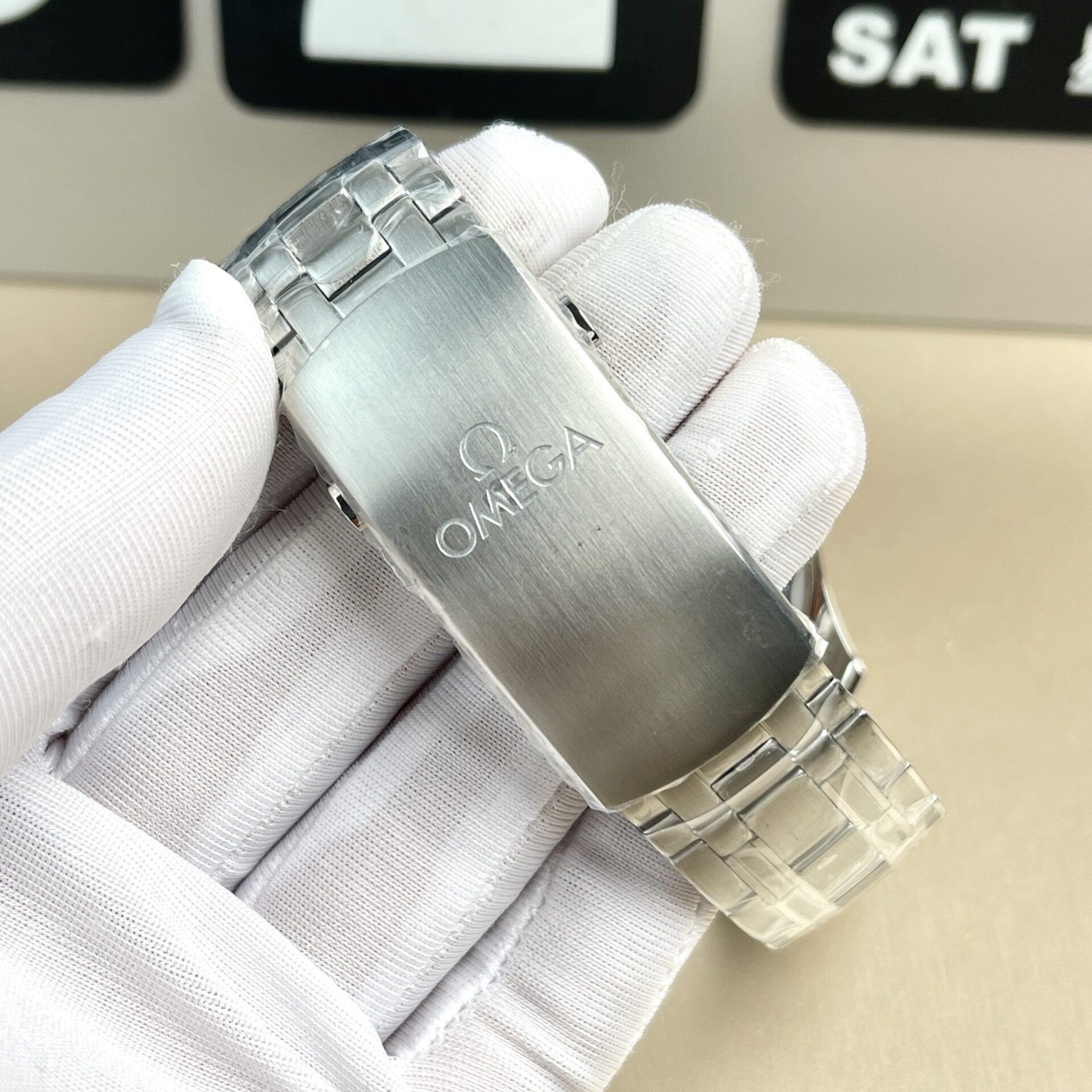 Omega Seamaster Diver 300M Co-Axial Master Best Replica VS 42mm (1) Omega Seamaster Diver 300M Co-Axial Master Best Replica VS 42mm (1)