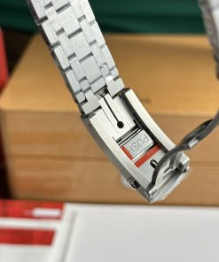 Omega Seamaster Diver 300M Master Chronometer Green Replica Watch VS Factory (1)