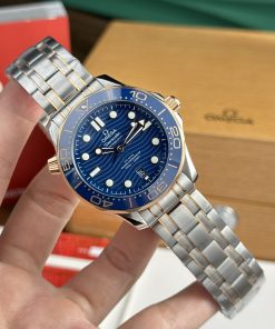 Omega Seamaster Diver 300M Replica Watches Blue Dial VS Factory (9)