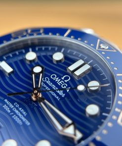Omega Seamaster Diver 300M Replica Watches Blue Dial VS Factory (9)