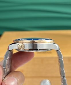 Omega Seamaster Diver 300M Replica Watches Blue Dial VS Factory (9)