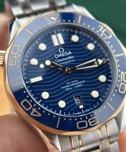 Omega Seamaster Diver 300M Replica Watches Blue Dial VS Factory (9)