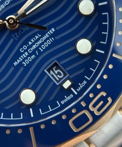 Omega Seamaster Diver 300M Replica Watches Blue Dial VS Factory (9)
