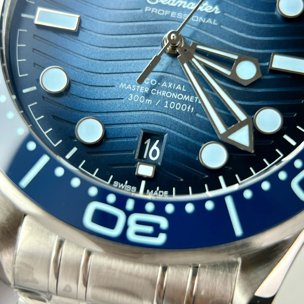 Omega Seamaster Diver 300m 75th Anniversary Summer Blue VS (6)