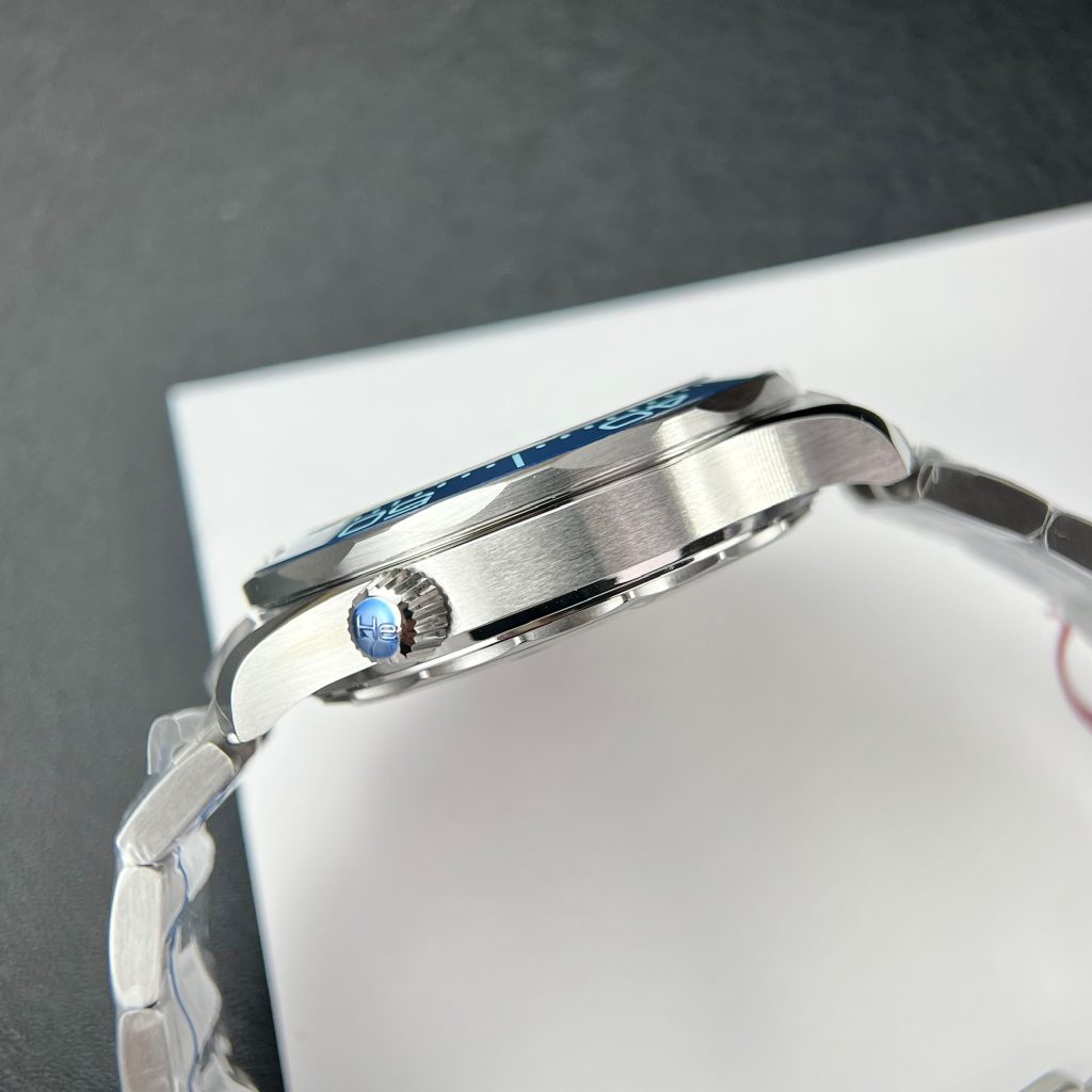 Omega Seamaster Diver 300m 75th Anniversary Summer Blue VS (6)