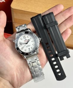 Omega Seamaster Diver 300m Co-Axial White Dial Best Replica Watch VS Factory 41mm (4)