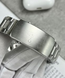 Omega Seamaster Planet Ocean 600M Replica Watches Black Dial VS Factory (1)