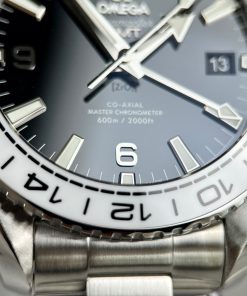 Omega Seamaster Planet Ocean 600M Replica Watches Black Dial VS Factory (1)