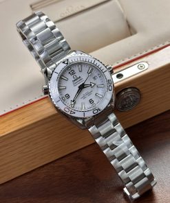 Omega Seamaster Planet Ocean 600M Replica Watches VS 39 (4)
