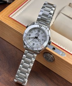 Omega Seamaster Planet Ocean 600M Replica Watches VS 39 (4)