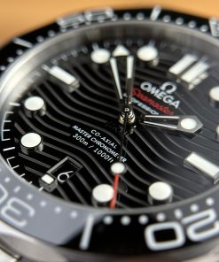 Omega Seamaster Replica Watches Black Dial VS Factory (5)