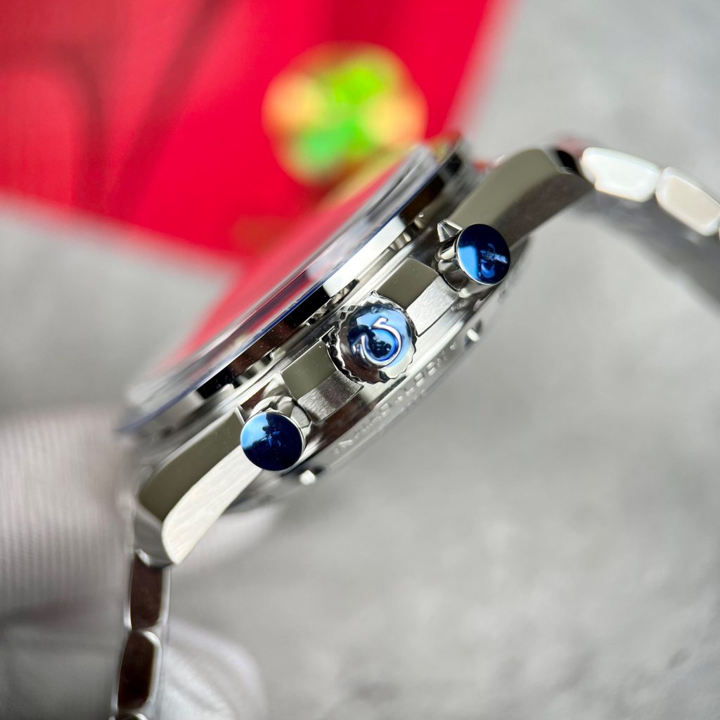 Omega Speed Master Snoopy Avard Replica Watches Best Quality 42mm (1)