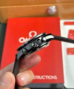 Omega Speedmaster Dark Side Of The Moon Replica 11 Watches Black Ceramic OM Factory 44mm (2)