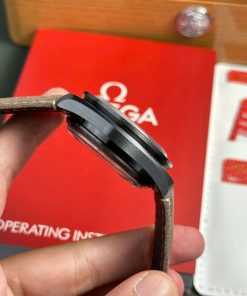 Omega Speedmaster Dark Side Of The Moon Replica Watch OMF 44mm (2)