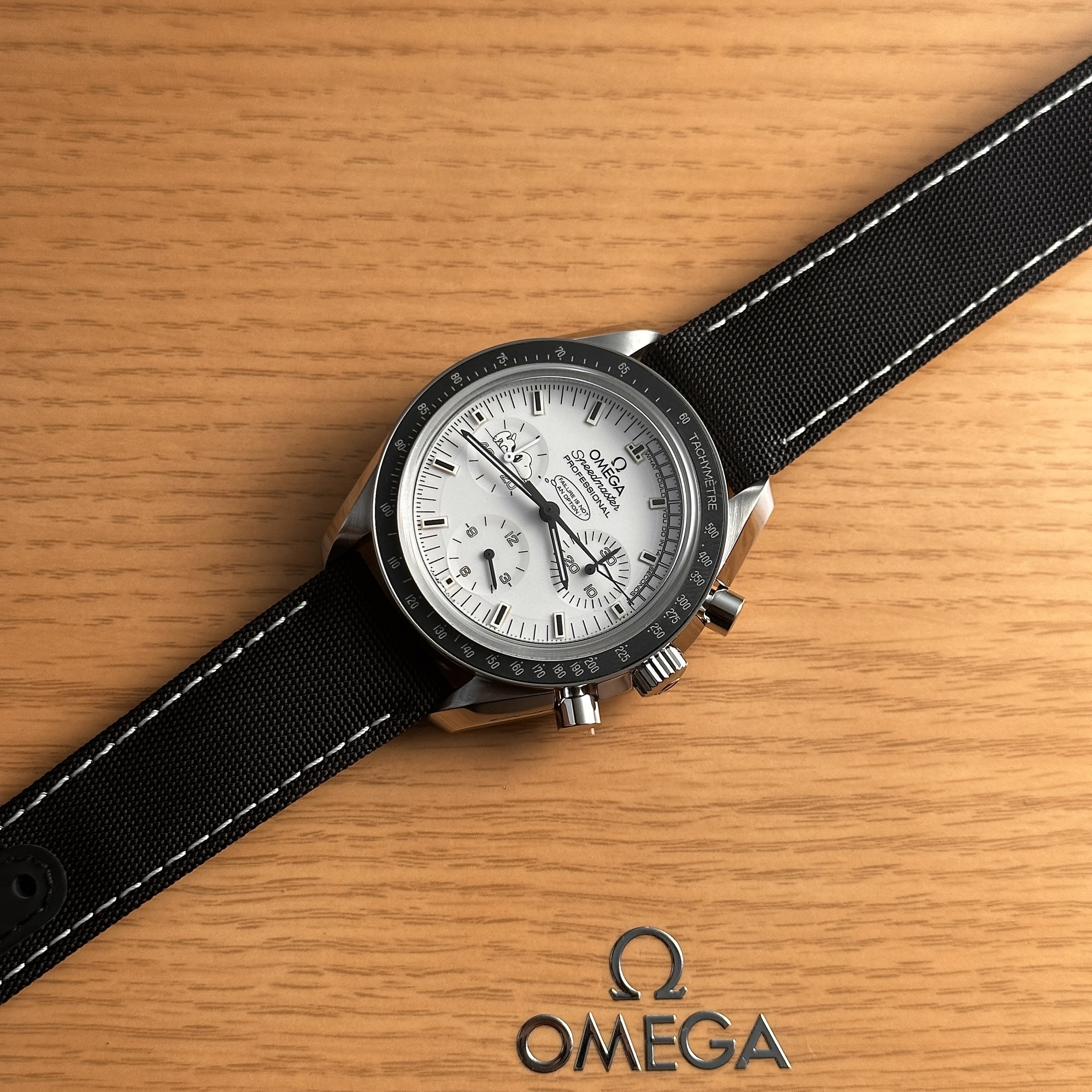 Omega Speedmaster Snoopy Award 45th Replica 11 OS Factory 42mm (4) Omega Speedmaster Snoopy Award 45th Replica 11 OS Factory 42mm (5)