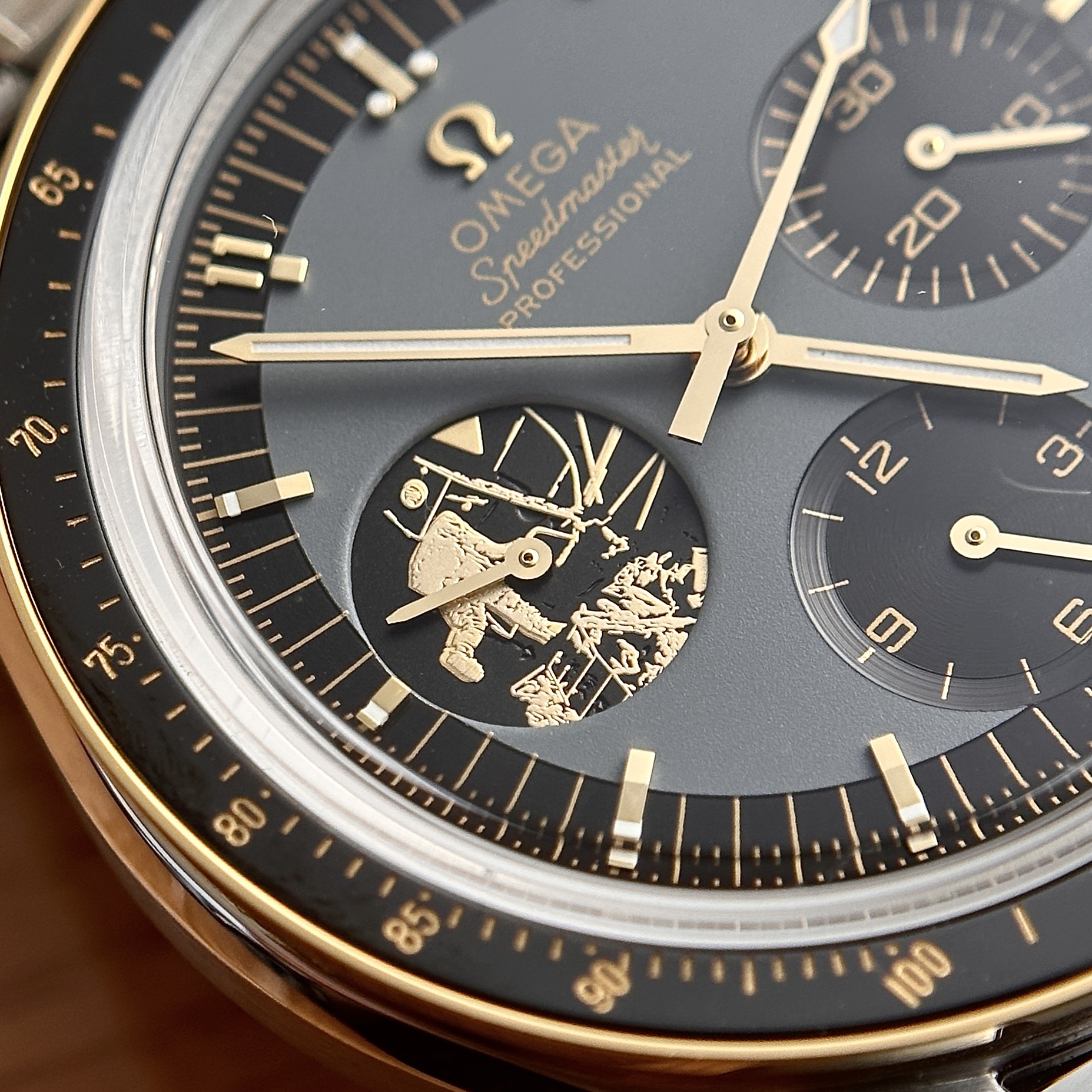 Omega Speedmaster Snoopy Award 45th Replica OS Factory 42mm (5) Omega Speedmaster Snoopy Award 45th Replica OS Factory 42mm (6)