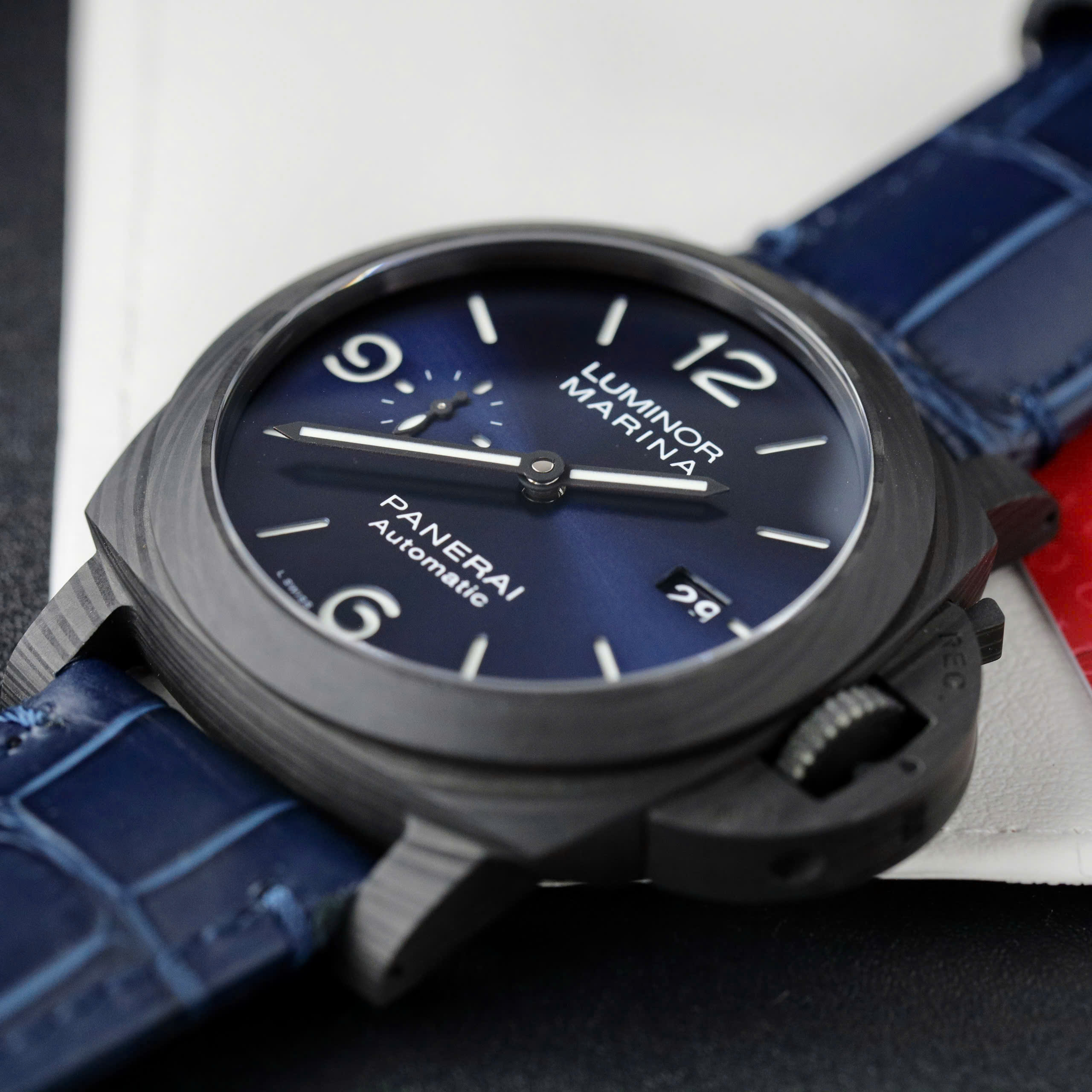 Panerai Luminor Marina Carbotech™ Blu Notte PAM01664 VS Factory 44mm (3) Panerai Luminor Marina Carbotech™ Blu Notte PAM01664 VS Factory 44mm (9)
