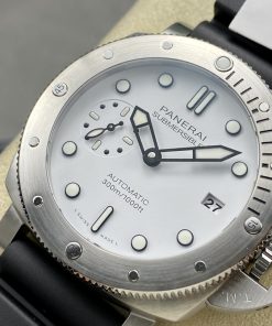 Panerai Submersible Bianco PAM02223 Replica Watches VS Factory 42mm (1)