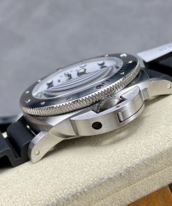 Panerai Submersible Bianco PAM02223 Replica Watches VS Factory 42mm (1)