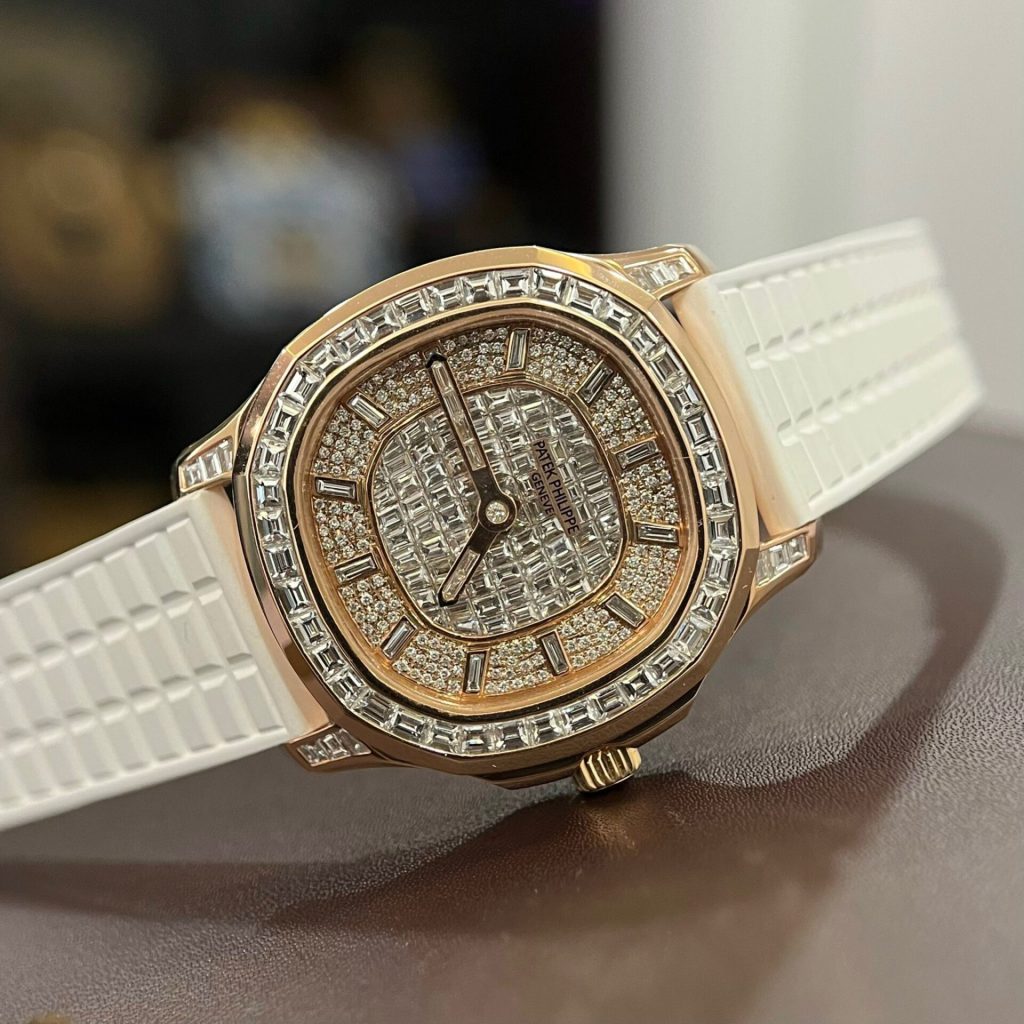 Patek Philippe Aquanaut 5062 Real Gold 18K Natural Diamonds Best Replica Watch 38 (4)