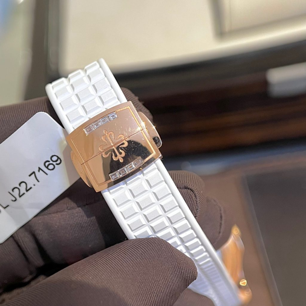 Patek Philippe Aquanaut 5062 Real Gold 18K Natural Diamonds Best Replica Watch 38 (4)