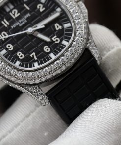 Patek Philippe Aquanaut 5067 Black Customs Full Moissanite Diamonds (6)