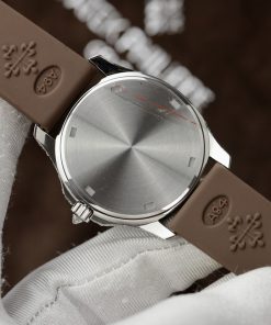 Patek Philippe Aquanaut 5067 Brown Customs Full Moissanite Diamonds (9)