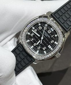 Patek Philippe Aquanaut 5067A Custom Moissanite Diamonds Black (1)