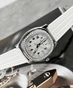Patek Philippe Aquanaut 5067A Custom Moissanite Diamonds White (3)