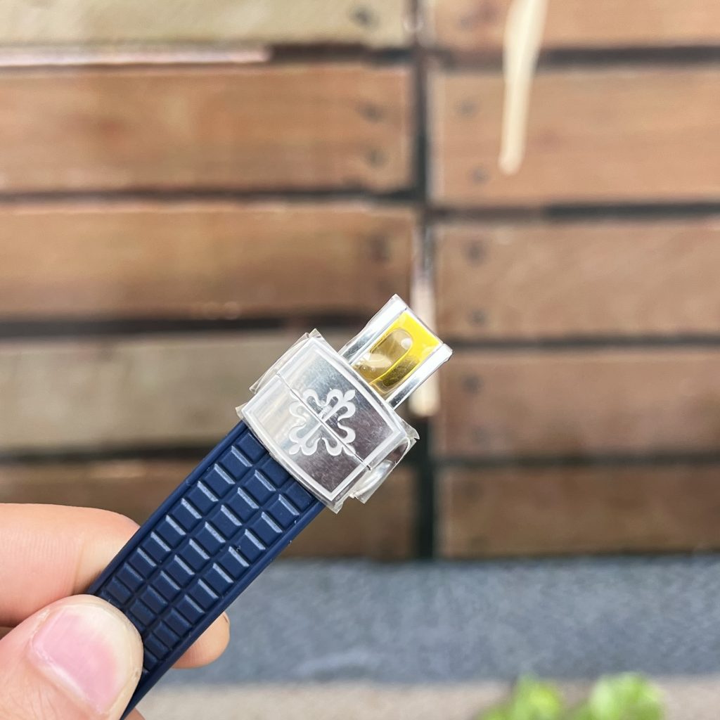 Patek Philippe Aquanaut 5067G Replica Watches Blue PPF (2)