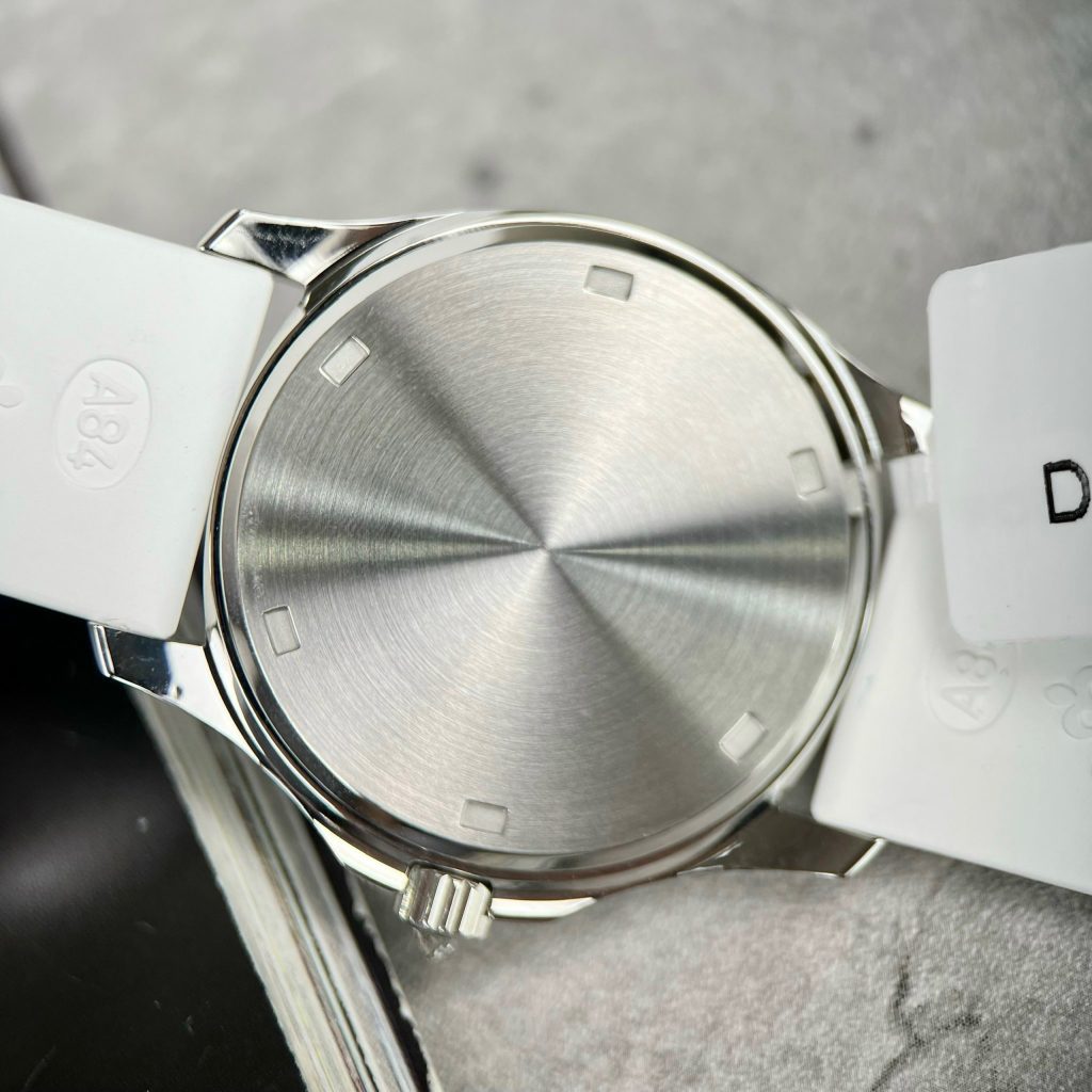 Patek Philippe Aquanaut 5069G Custom Moissanite Diamonds Replica Watch (1)