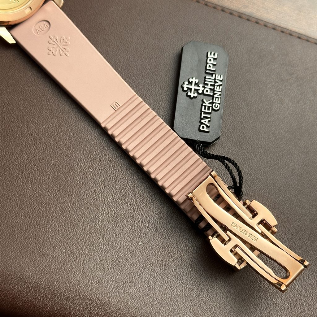 Patek Philippe Aquanaut 5072R Replica Watches MOP Pink Rubber (6)