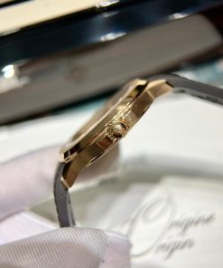 Patek Philippe Aquanaut 5167 18K Gold Wrapped Chocolate Dial 40mm (3)