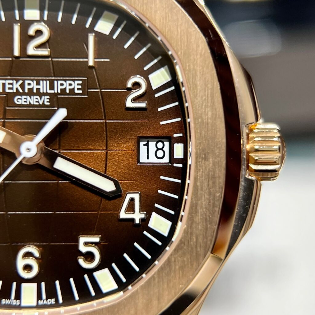 Patek Philippe Aquanaut 5167 18K Gold Wrapped Chocolate Dial 40mm (3)