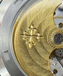 Patek Philippe Aquanaut 5167 Best Replica Watch Custom Moissanite Baguette 40mm (2)