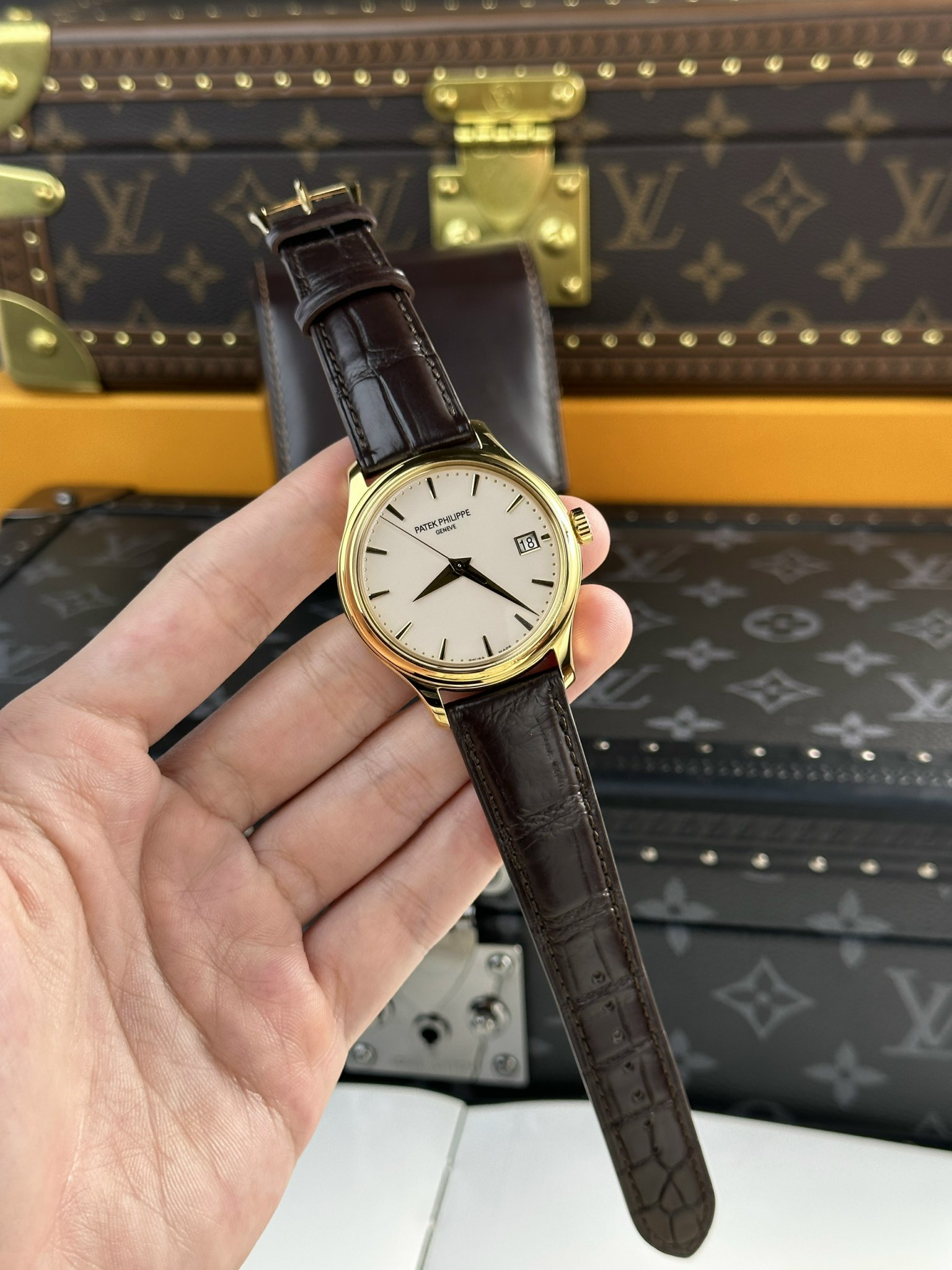 Patek Philippe Calatrava 5227J Replica Watches 3K Factory 39mm (3) Patek Philippe Calatrava 5227J Replica Watches 3K Factory 39mm (1)