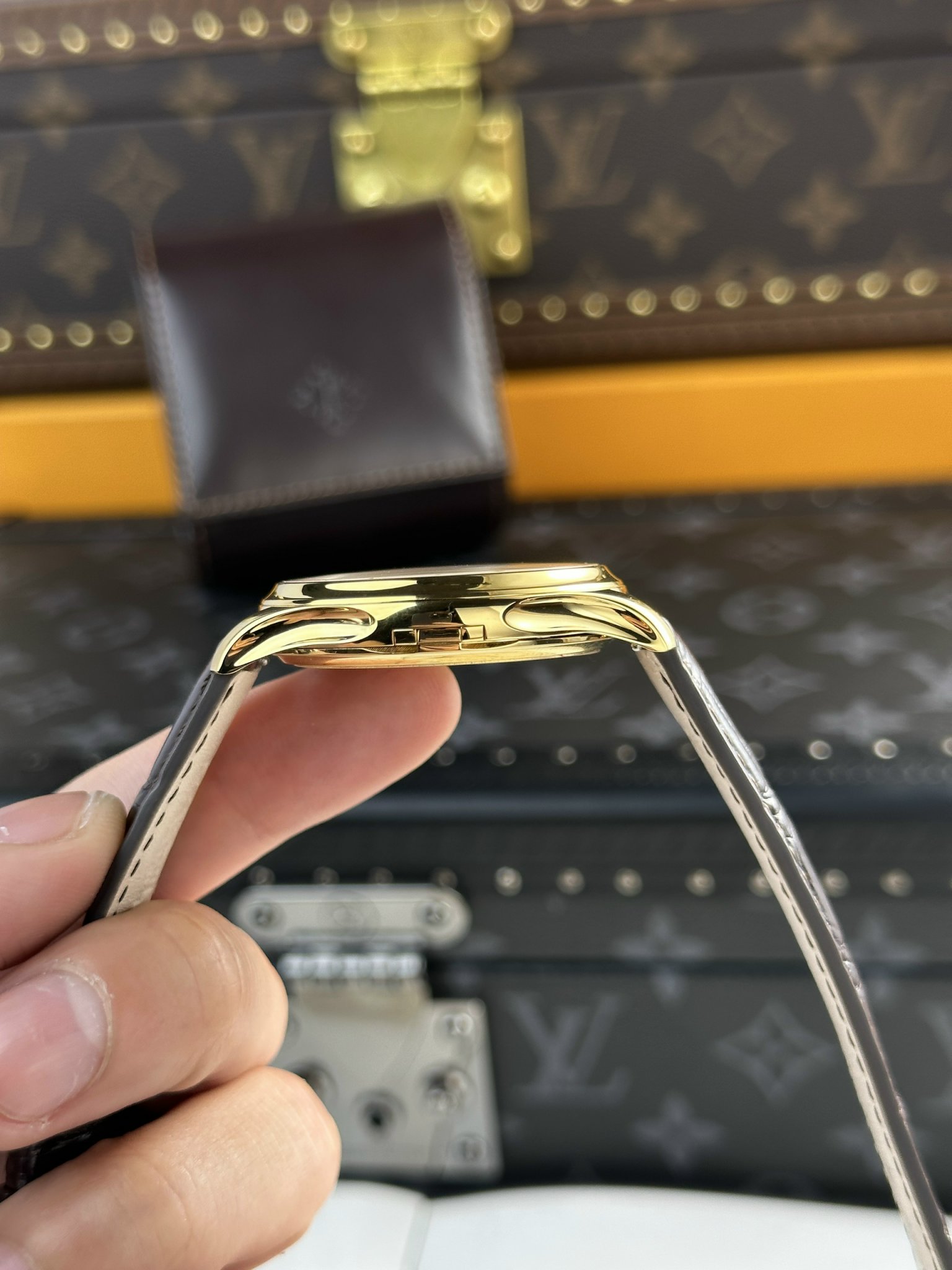 Patek Philippe Calatrava 5227J Replica Watches 3K Factory 39mm (7) Patek Philippe Calatrava 5227J Replica Watches 3K Factory 39mm (1)