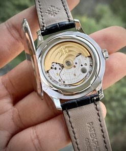 Patek Philippe Calatrava 5227G Mechanical Ivory Dial Best Replica (3)