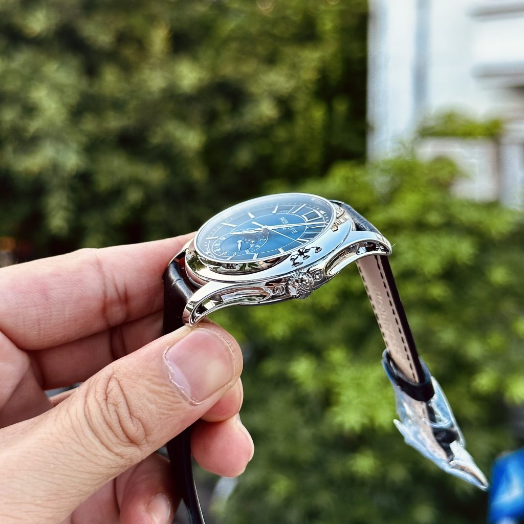 Patek Philippe Complication 5205G Replica Watches Blue Dial 40mm (2)