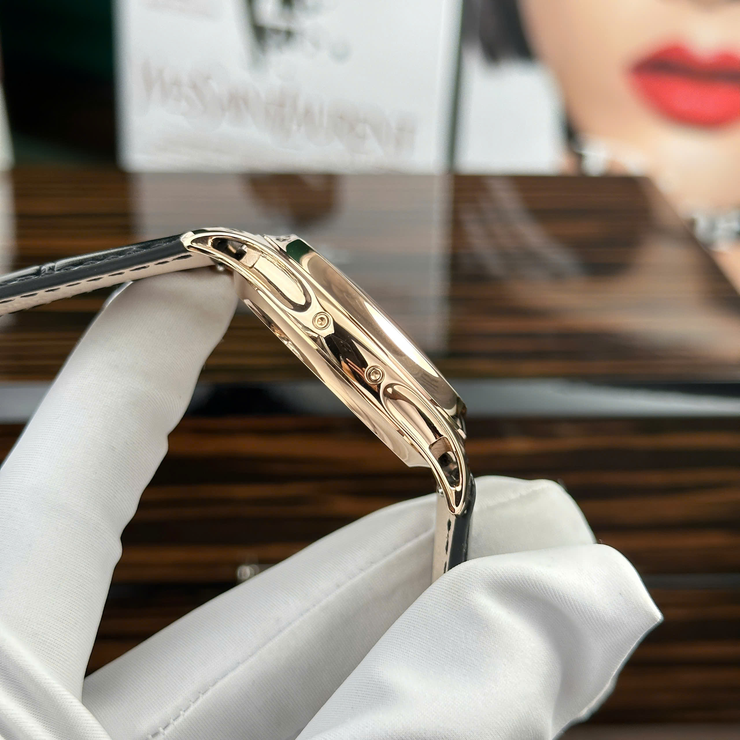 Patek Philippe Complications 5205R Rose Gold Replica Watch Leather Strap 40mm (3) Patek Philippe Complications 5205R Rose Gold Replica Watch Leather Strap 40mm (1)