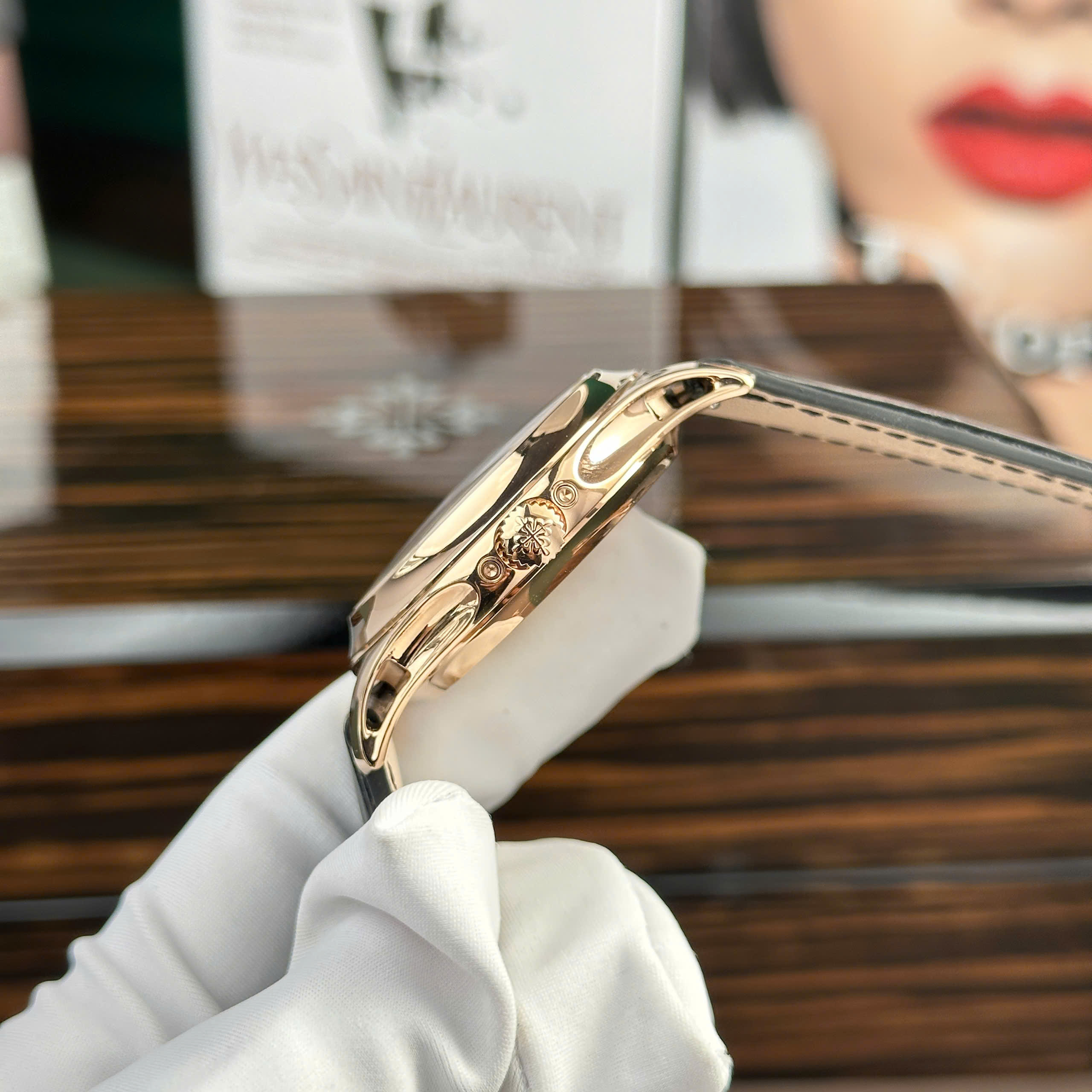 Patek Philippe Complications 5205R Rose Gold Replica Watch Leather Strap 40mm (6) Patek Philippe Complications 5205R Rose Gold Replica Watch Leather Strap 40mm (1)