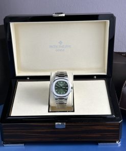 Patek Philippe Nautilus 5711 Best Replica Watch Green Dial 3K Factory 40mm (1)